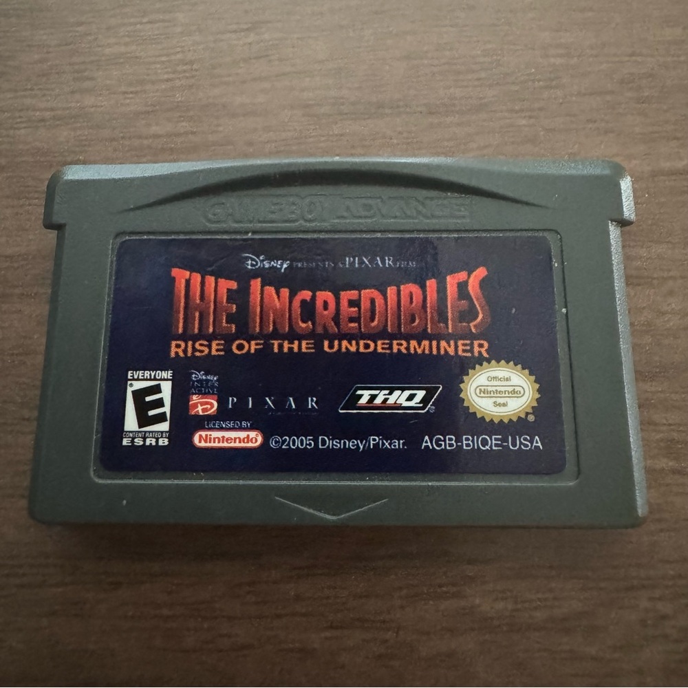 Nintendo Game Boy Advance The Incredibles: Rise of the Underminer Tested -Works